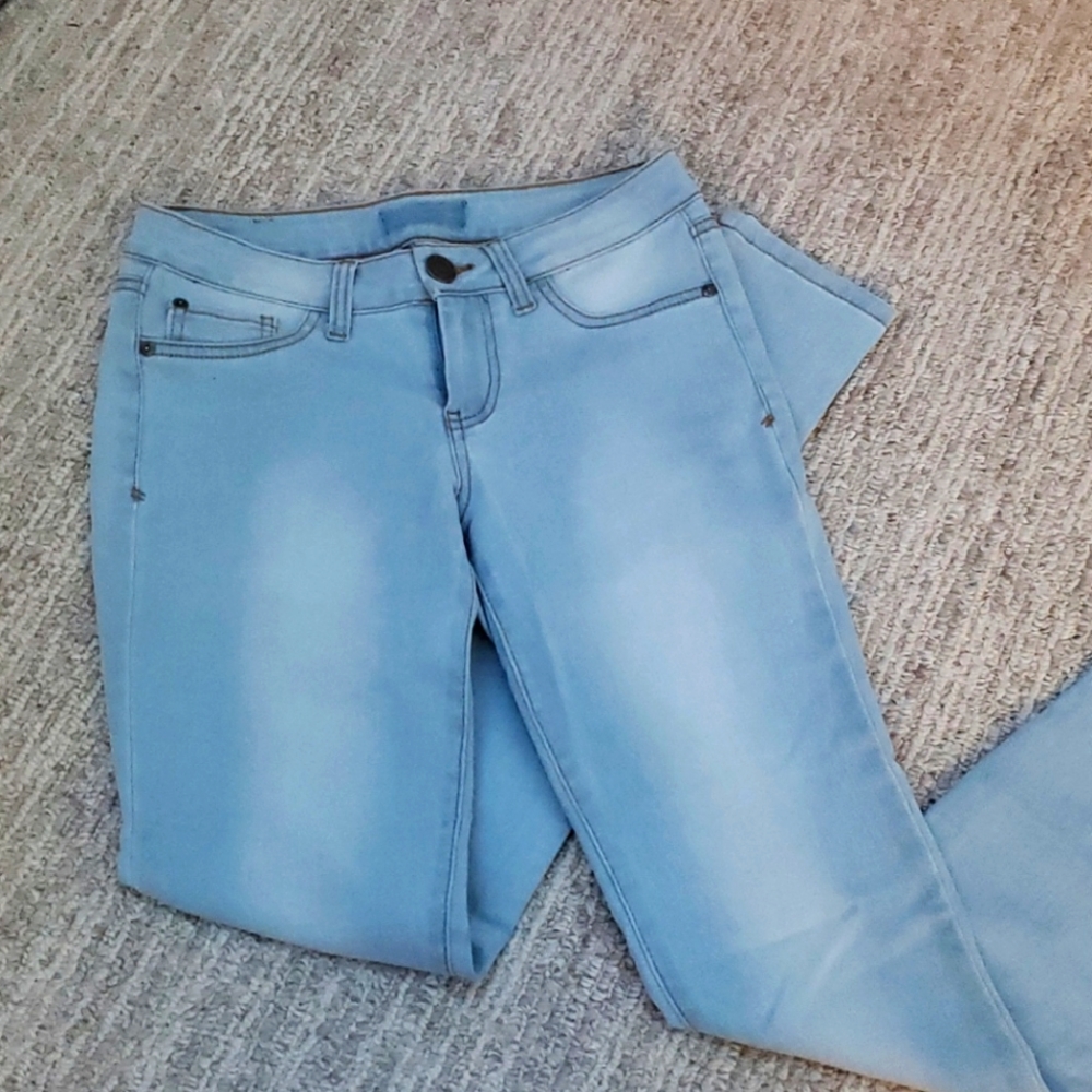 Light wash jeans